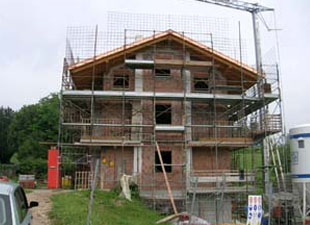 Vista dell'edificio in costruzione